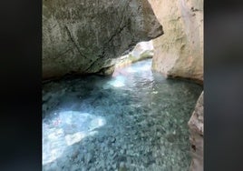 No es Tailandia, es Cádiz: así es el espectacular arroyo de agua cristalina que puedes visitar en este pueblo de la provincia