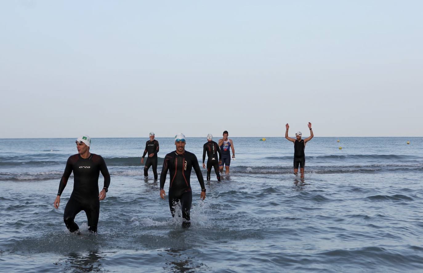 Fotos: ¿Has participado en el V Triatlón Ciudad de San Fernando? 750 metros a nado, 20 kilómetros en bici y 5 kilómetros de carrera