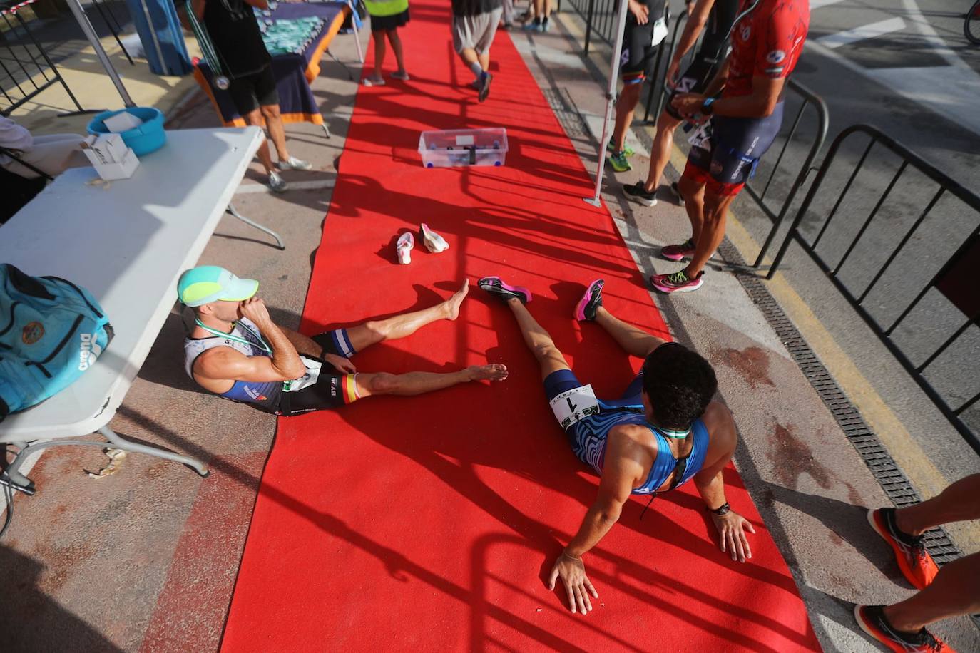 Fotos: ¿Has participado en el V Triatlón Ciudad de San Fernando? 750 metros a nado, 20 kilómetros en bici y 5 kilómetros de carrera