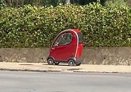 El curioso vehículo que se pudo ver circulando por Jerez: «El coche que necesito»