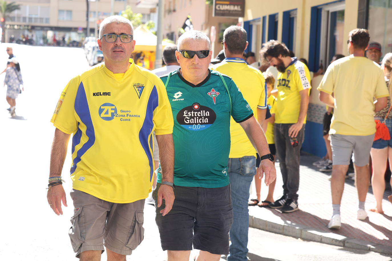 Fotos: ambiente en la previa del partido Cádiz CF-Racing de Ferrol