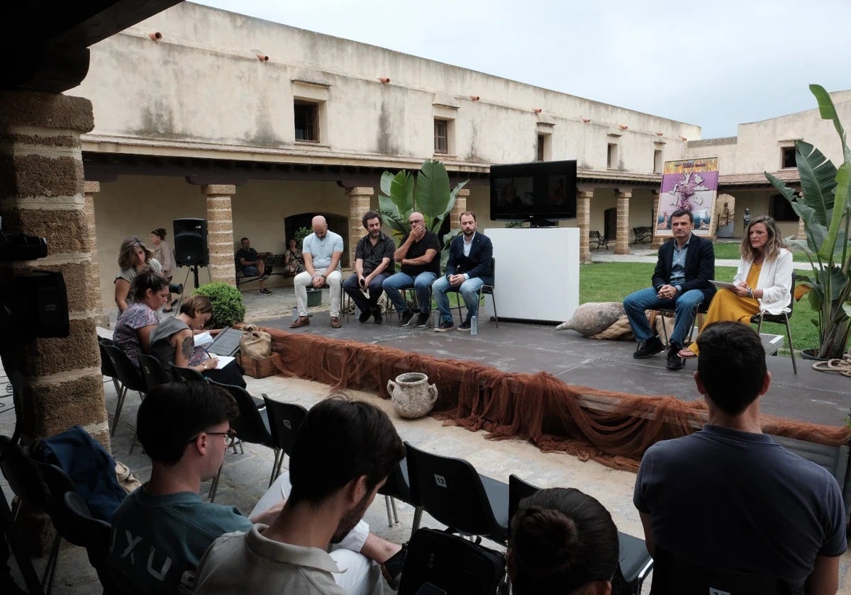 Presentación del espectáculo de La Fura dels Baus 'Gadir, el resurgir de los fenicios', el pasado 29 de agosto en el Castillo de Santa Catalina.