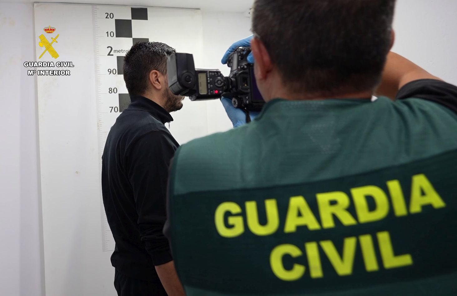 Las imágenes que todos querían ver: Karim, detenido por la Guardia Civil