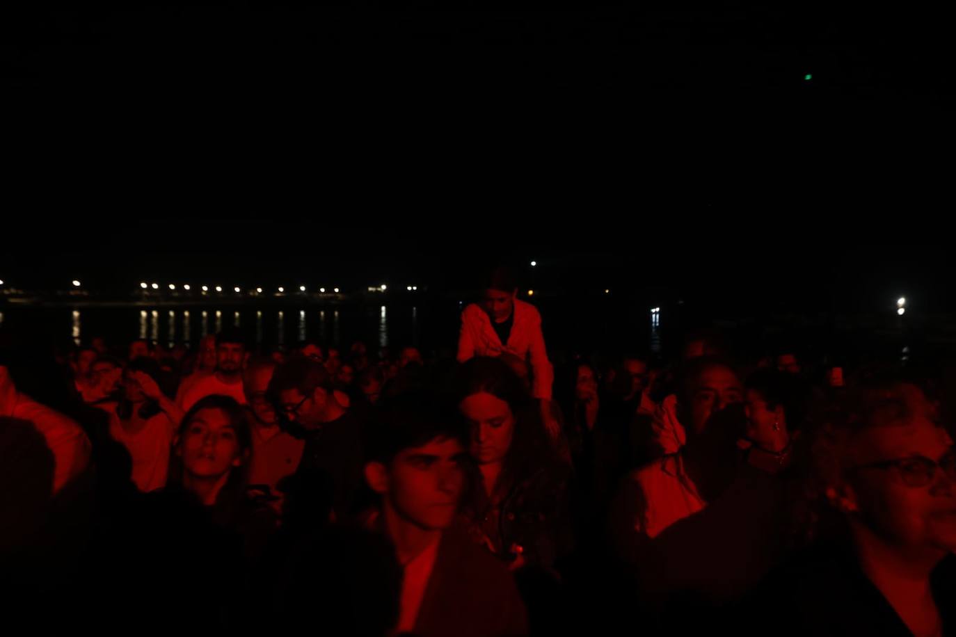 Fotos: Cádiz revive su pasado fenicio con la Fura dels Baus