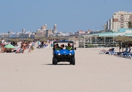 La Policía Local de Cádiz sale al paso de las críticas por el complemento salarial recibido este verano