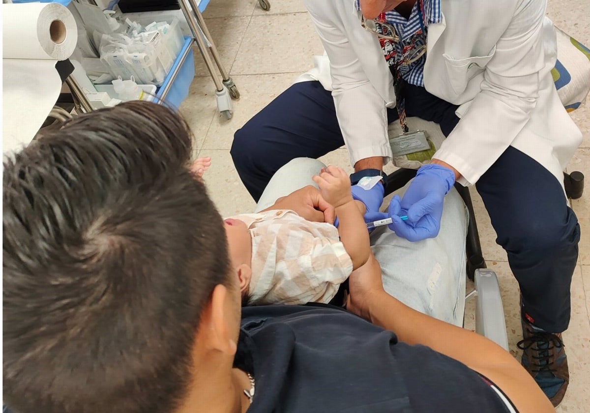 Más de 1.300 bebés gaditanos inmunizados contra la bronquiolitis desde que empezó la campaña el 23 de septiembre