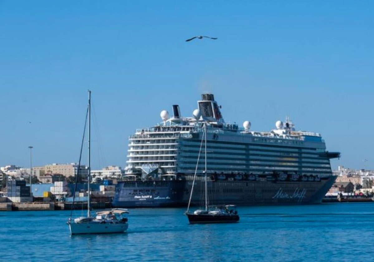 El Puerto de la Bahía de Cádiz renueva y amplía su certificado en gestión medioambiental ISO 14001:2015.