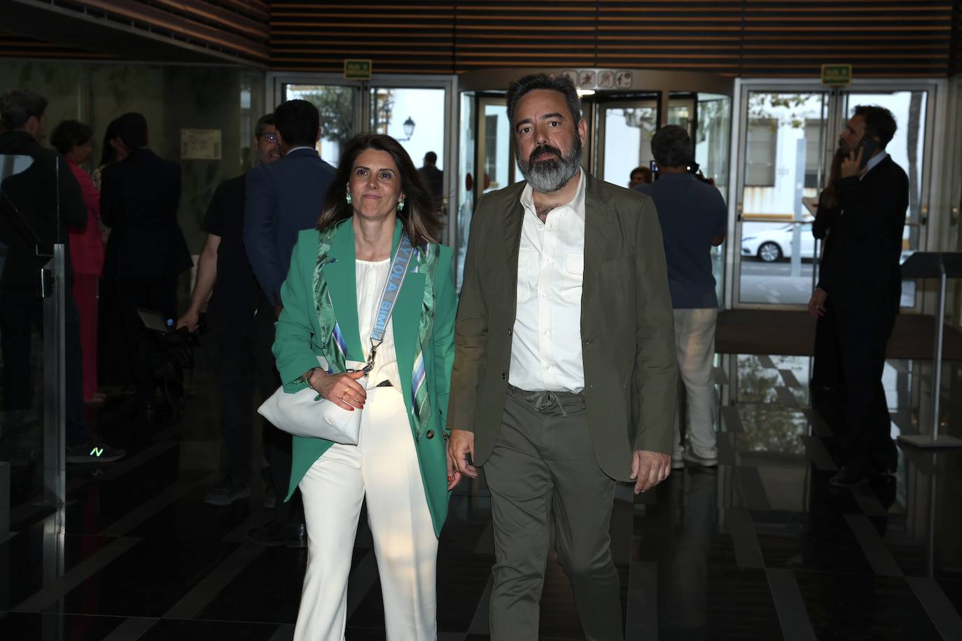 FOTOS: Los invitados a los Premios LA VOZ 2024 llegan al Parador de Cádiz (II)