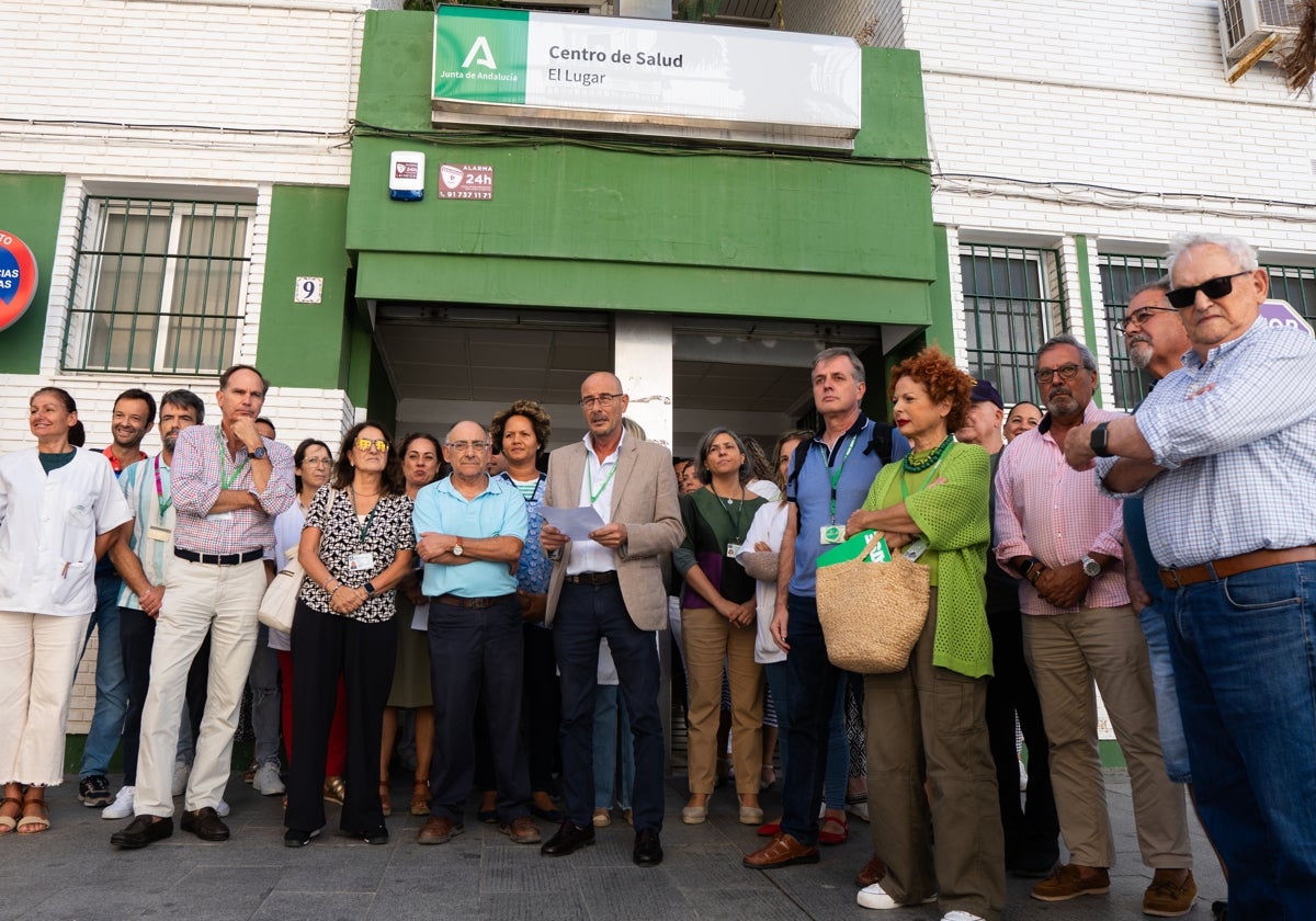 Acto de repulsa del personal sanitario ante la escalada de las agresiones en los centros de salud