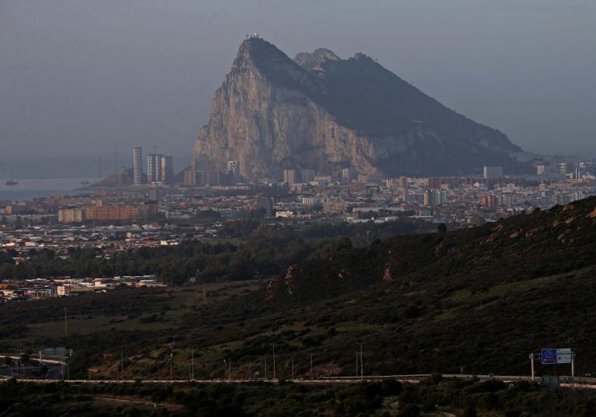 Una supuesta incursión de un avión militar español sobre Gibraltar vuelve a crear tensiones con Reino Unido