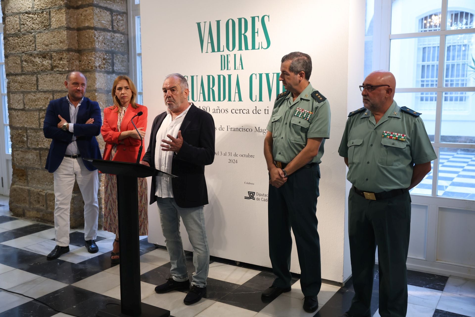 La exposición ‘Valores de la Guardia Civil. 180 años cerca de ti’, ya en Diputación de Cádiz