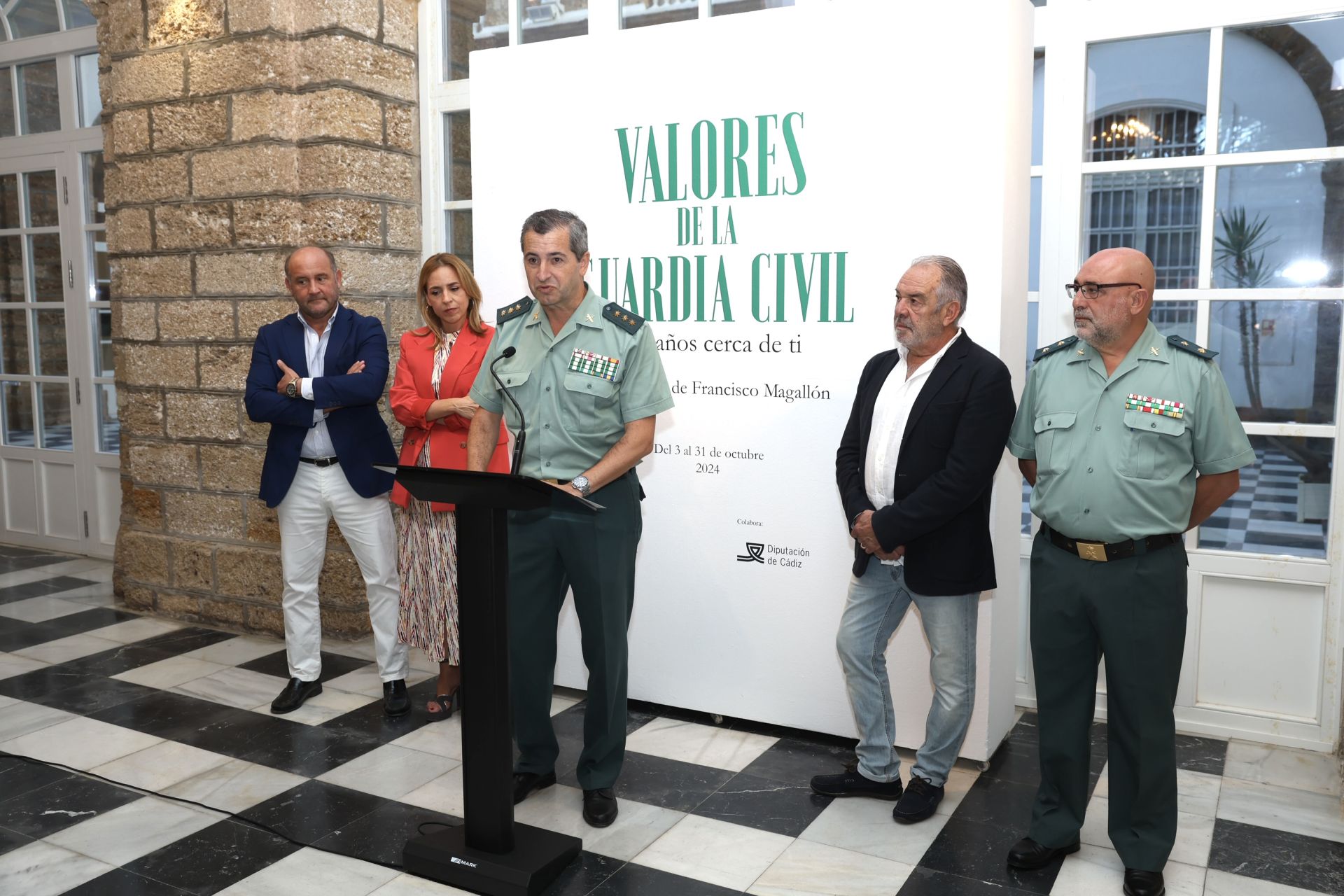 La exposición ‘Valores de la Guardia Civil. 180 años cerca de ti’, ya en Diputación de Cádiz