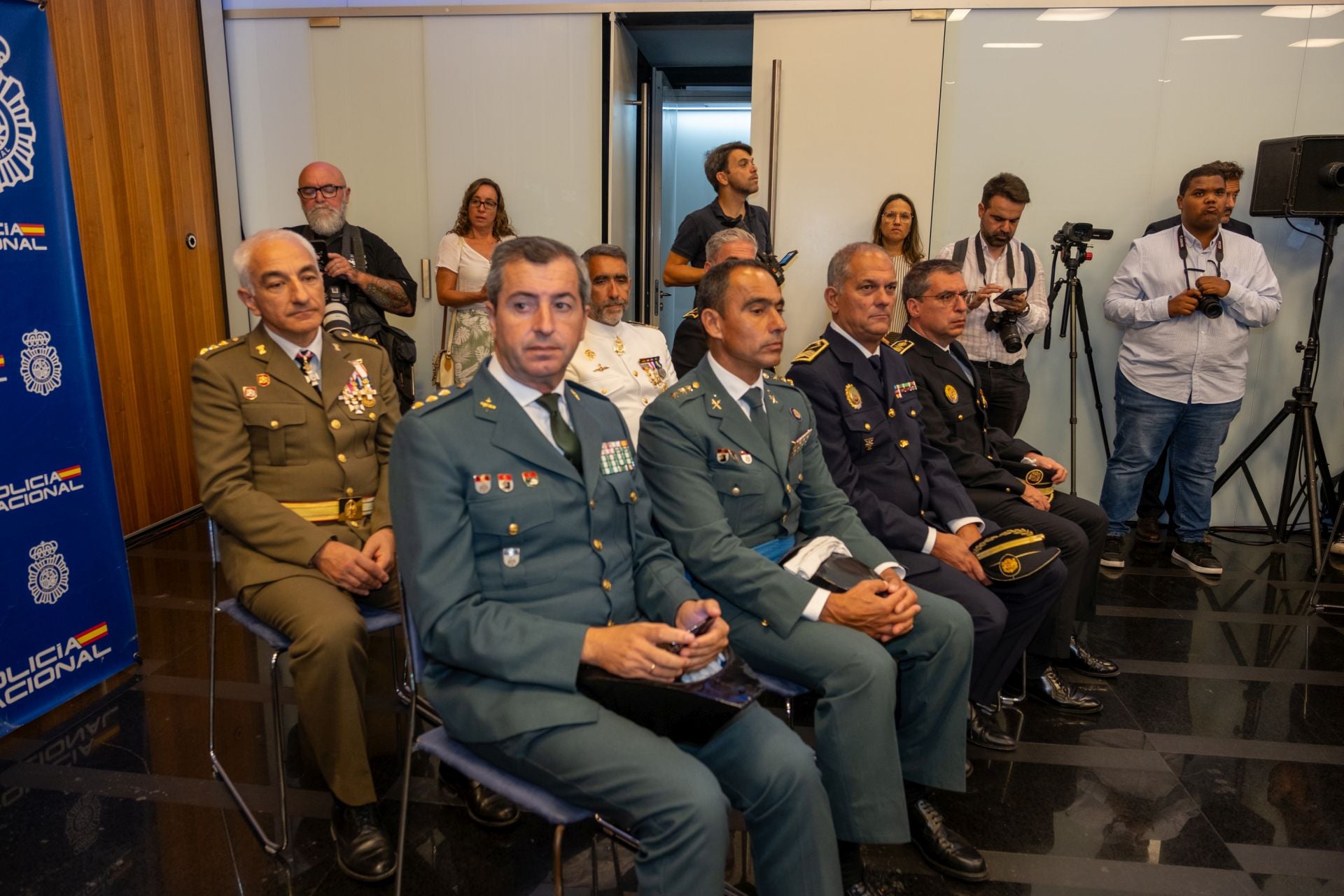 Fotos: Día de la Policía en Cádiz por los Santos Ángeles Custodios