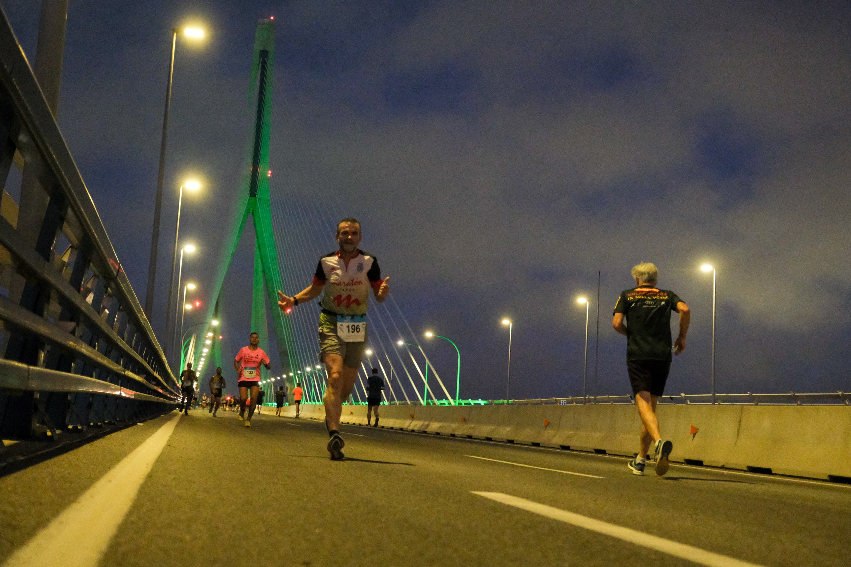 Fotos: IX Milla Verde Nocturna a beneficio de la Asociación de Down Cádiz