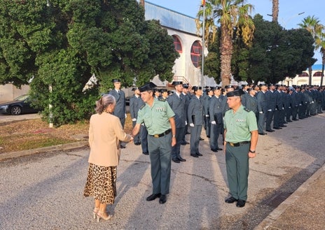 Imagen secundaria 1 - Bienvenida a los 91 guardias alumnos en prácticas de la Guardia Civil de Cádiz