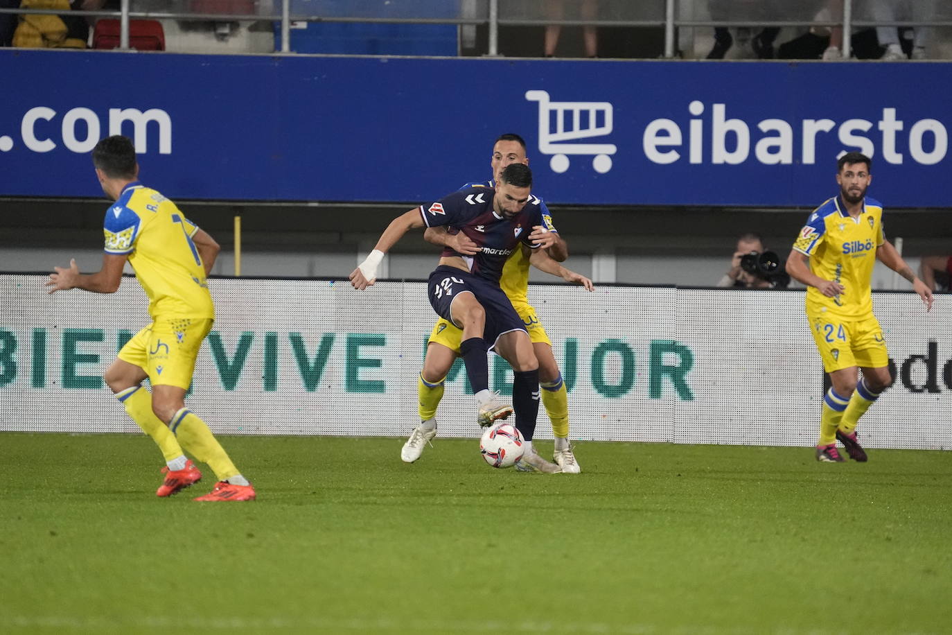 Fotos: Eibar - Cádiz en Ipurua