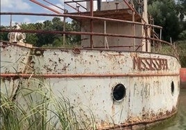 El vaporcito no es el único: esta es la historia del otro barco abandonado de Cádiz