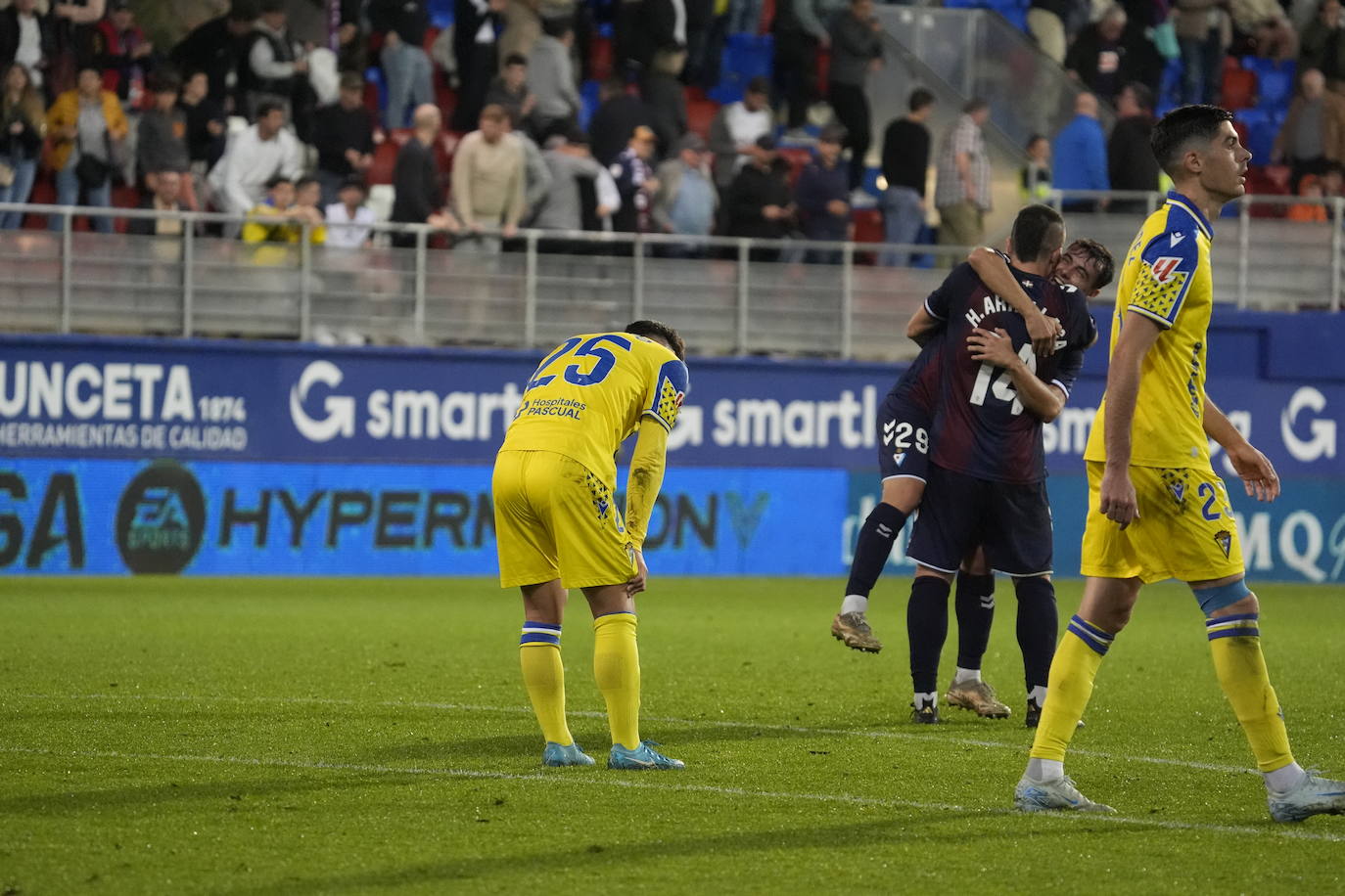 Fotos: Eibar - Cádiz en Ipurua