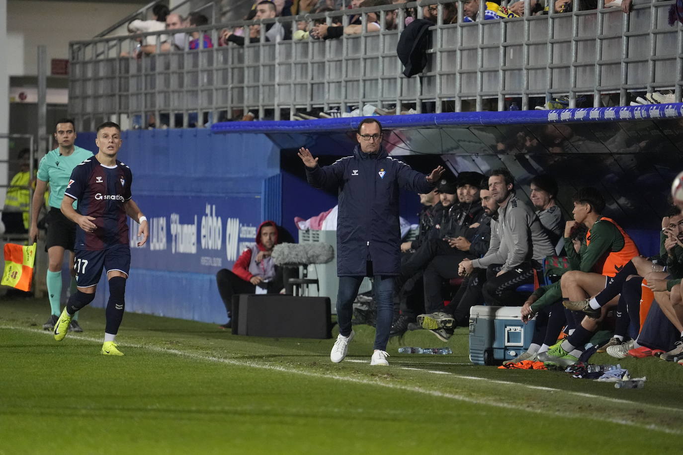 Fotos: Eibar - Cádiz en Ipurua