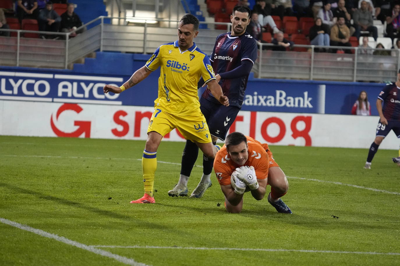 Fotos: Eibar - Cádiz en Ipurua