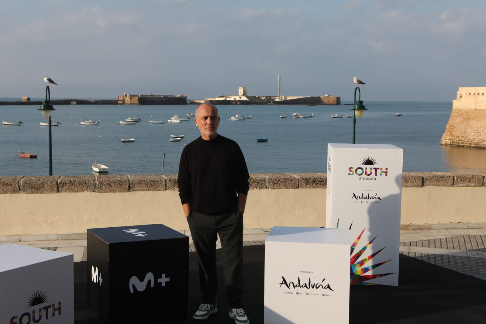 Las imágenes de María Adánez, Javier Gutiérrez, Leonor Watling y Carlos Scholz en la playa de La Caleta