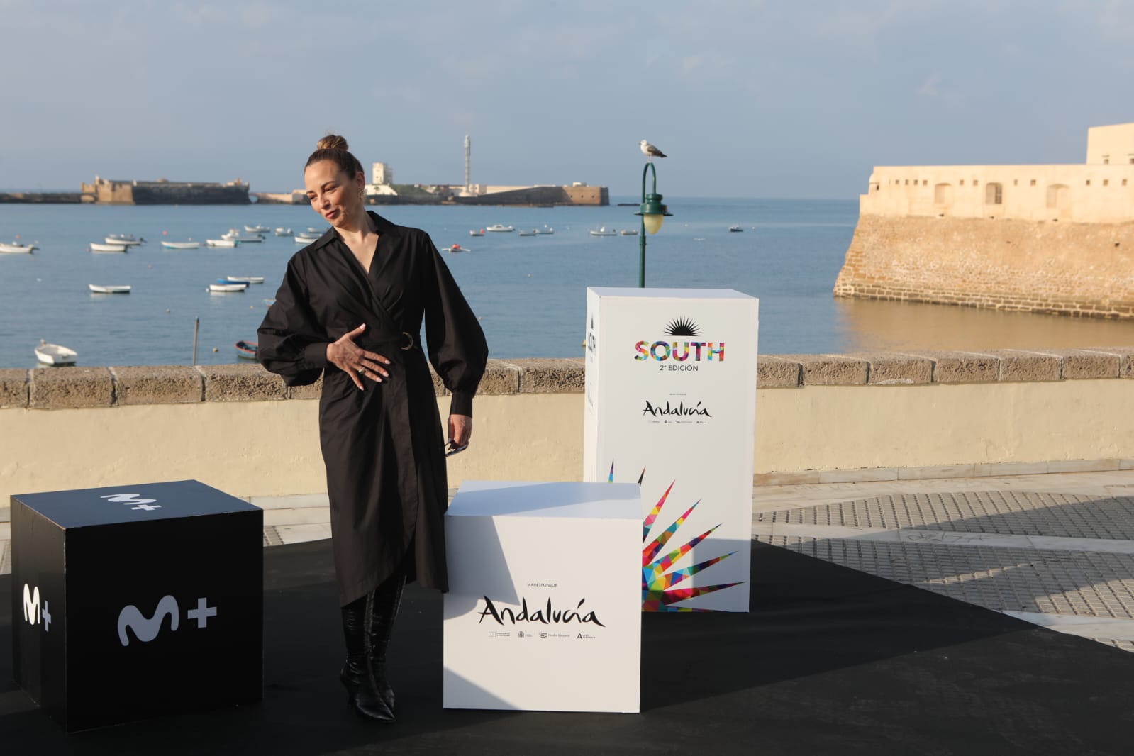 Las imágenes de María Adánez, Javier Gutiérrez, Leonor Watling y Carlos Scholz en la playa de La Caleta