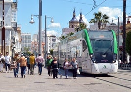 El Trambahía cumple su segundo aniversario con más de cuatro millones de usuarios acumulados