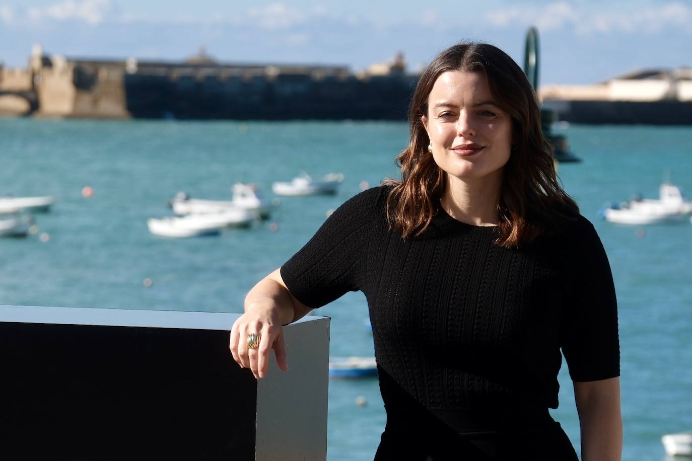 Fotos: rostros muy conocidos en el photocall en La Caleta de este domingo