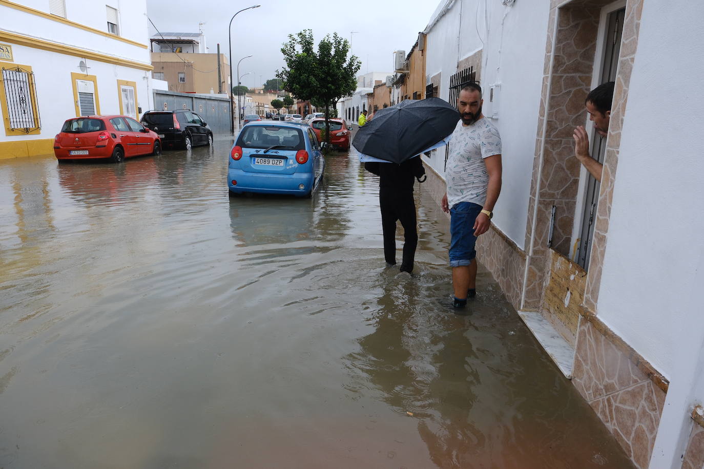 Fotos: La barriada del Buen Pastor en San Fernando anegada por las lluvias