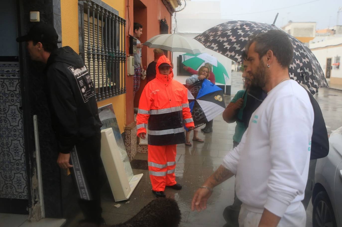 Fotos: La barriada del Buen Pastor en San Fernando anegada por las lluvias