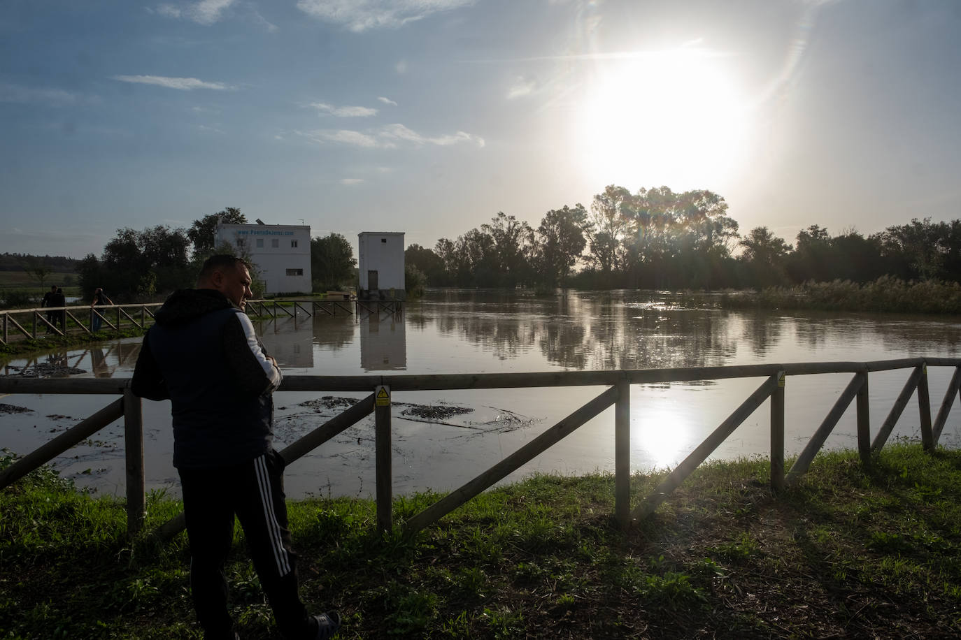 Fotos: Jerez trata de recuperar la normalidad después de las lluvias y la crecida del Guadalete