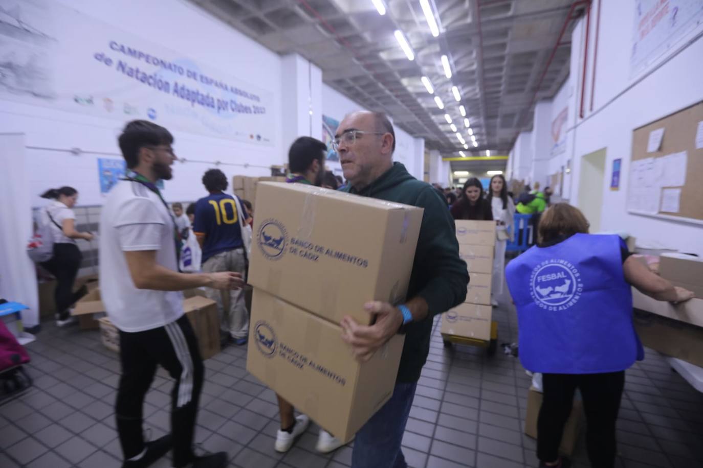 Fotos: Cádiz vuelve a mostrar cara más solidaria con ayuda para los afectados por las riadas de Valencia