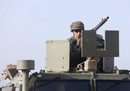 La Armada despliega a más de 100 militares de la Unidad de Defensa de Costa entre Sanlúcar y Chipiona