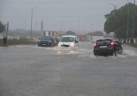 Ni en garajes ni en cuestas: qué hacer con el coche ante el riesgo de inundaciones