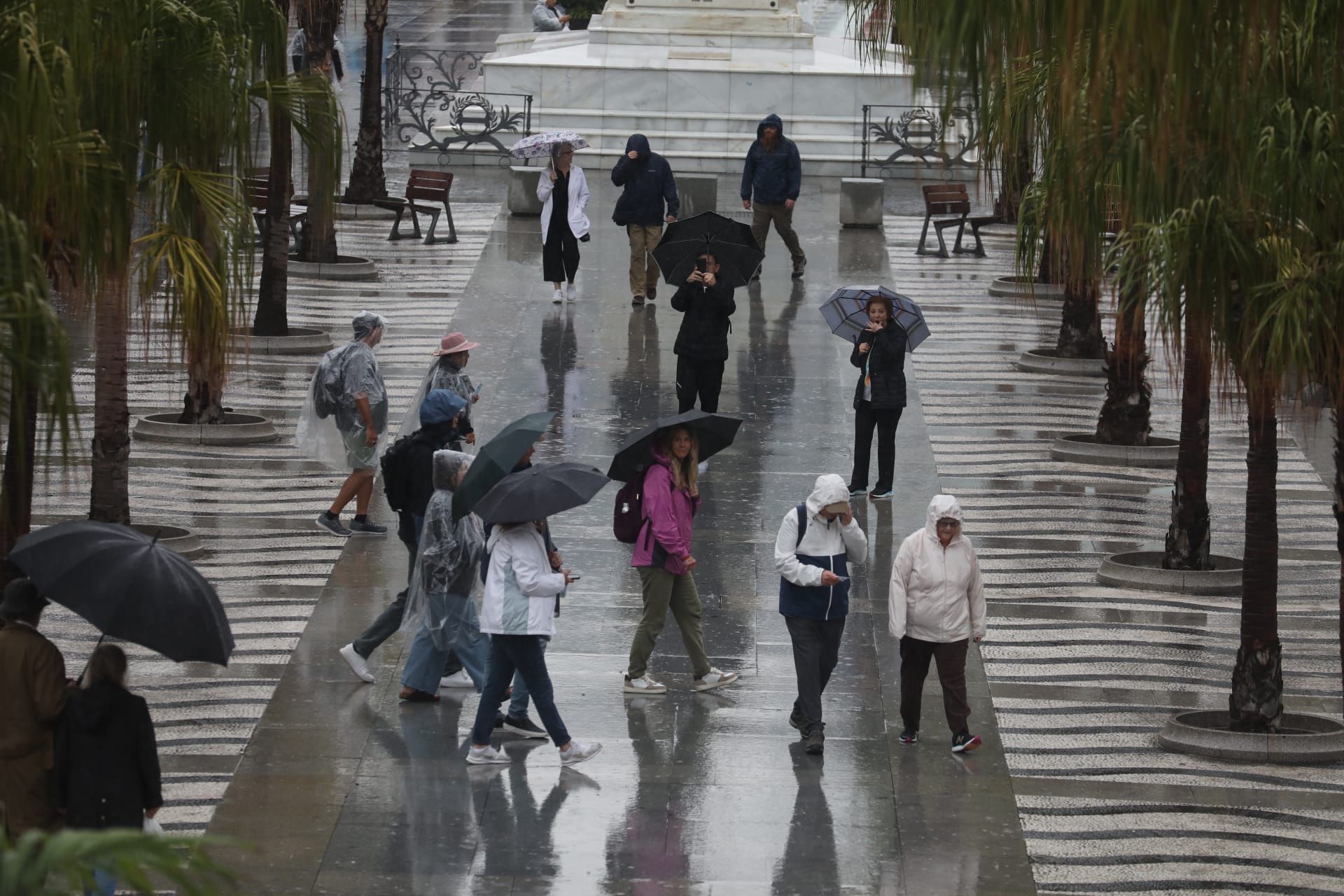 Fotos: La provincia de Cádiz sigue en aviso naranja por la DANA