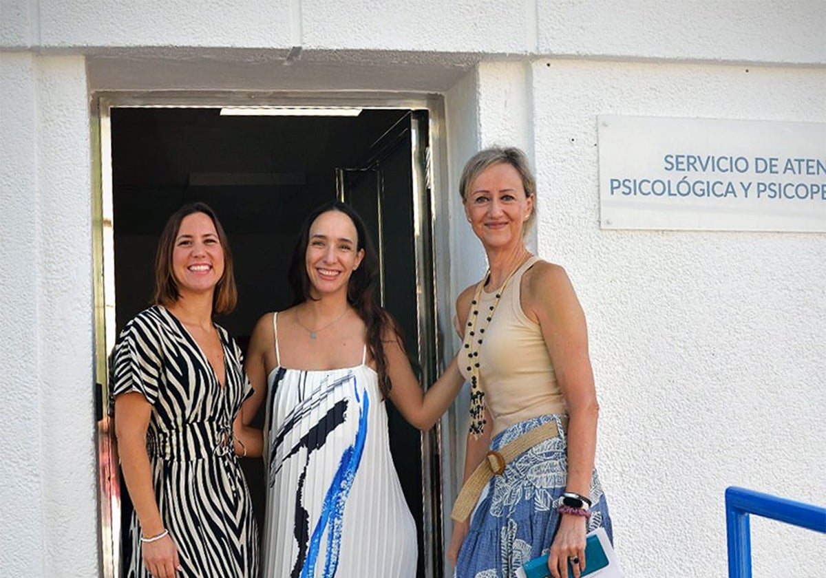 Ana Zamorano, María Súnico y Mar López Sinoga.