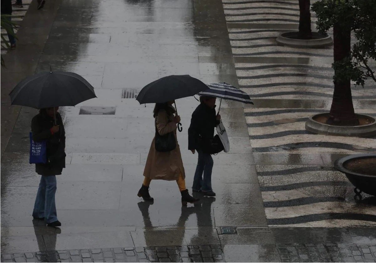 Día de lluvia en la capital gaditana