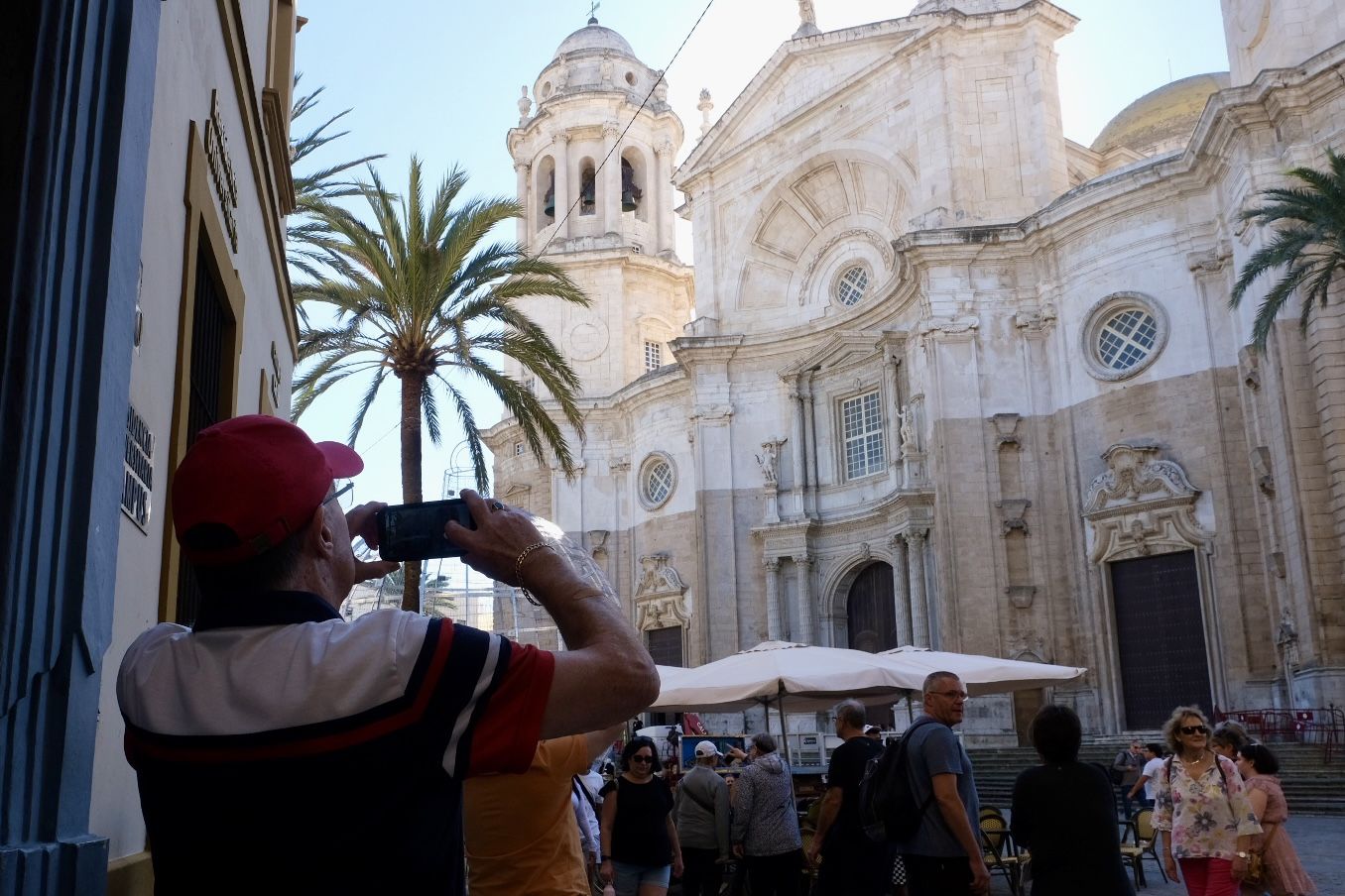 Fotos: Casi 8.000 cruceristas llegan al puerto de Cádiz