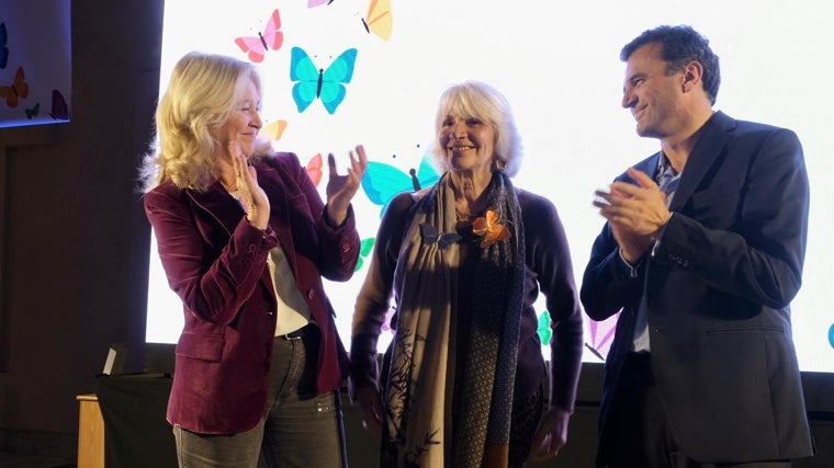 La Escolanía María Auxiliadora y Teófila Martínez reciben el X Premio Mariposa &#039;Hermanas Mirabal&#039;