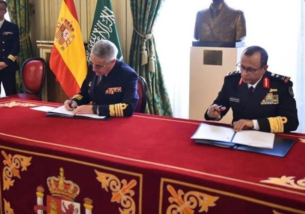 Firma en Madrid del acuerdo entre la Armada española y la Marina saudí para la formación de la tripulación de las nuevas corbetas