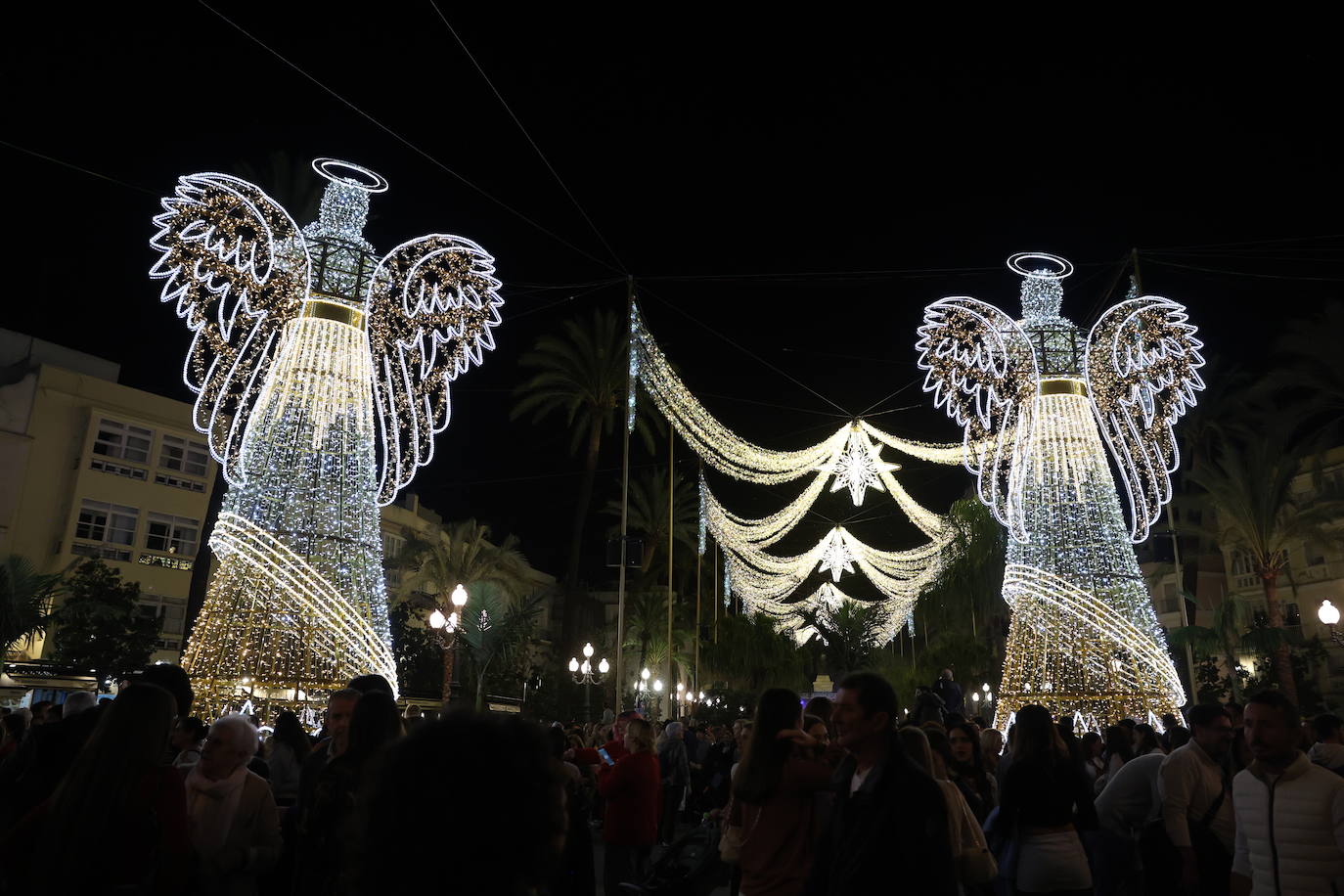 Fotos: Así ha sido la inauguración de Navidad 2024 en Cádiz