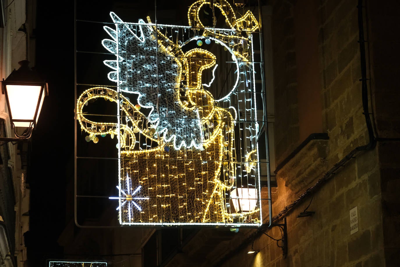 Fotos: Así brilla Cádiz con su alumbrado de Navidad