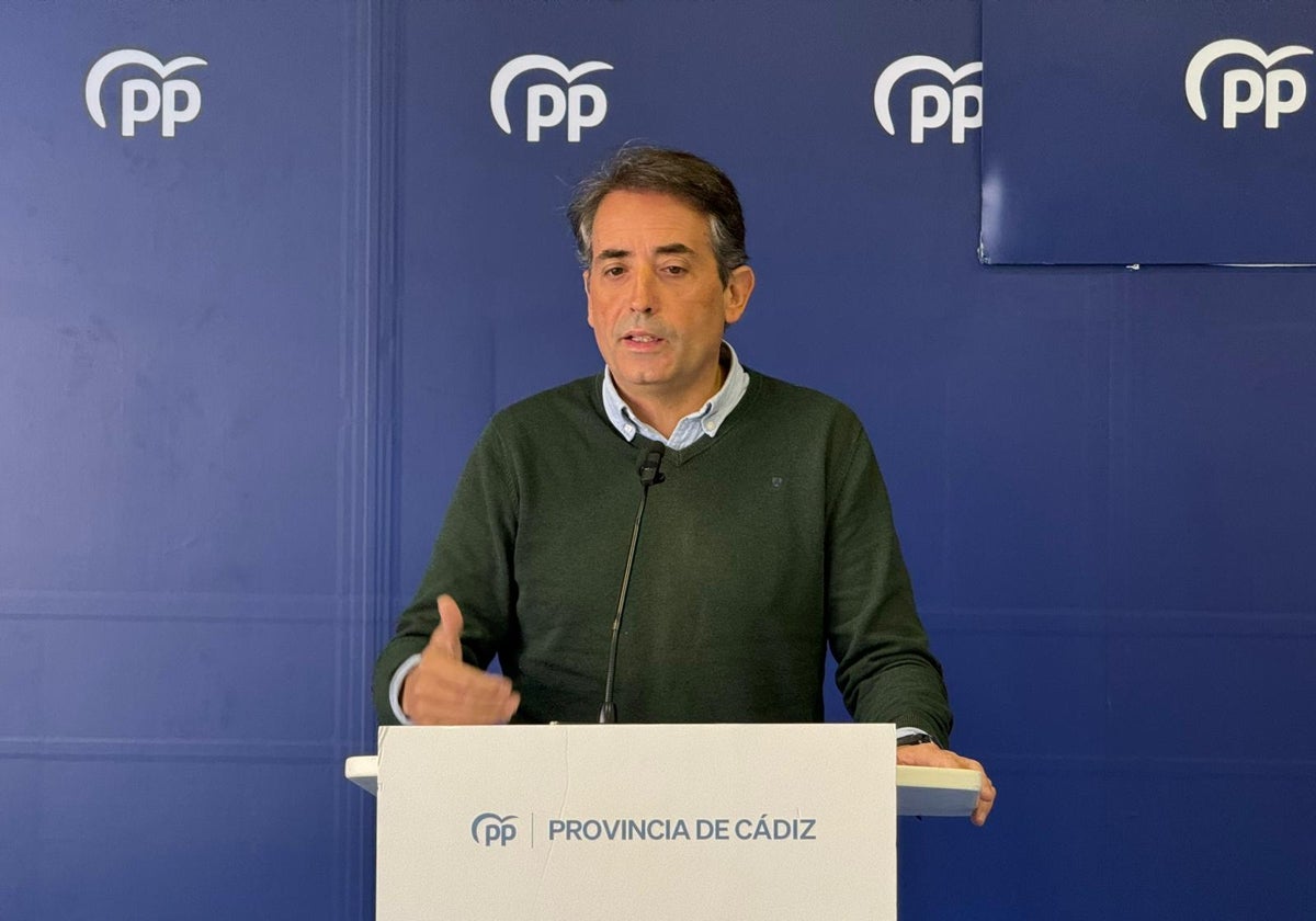 Antonio Saldaña, en la sede del Partido Popular en Cádiz.