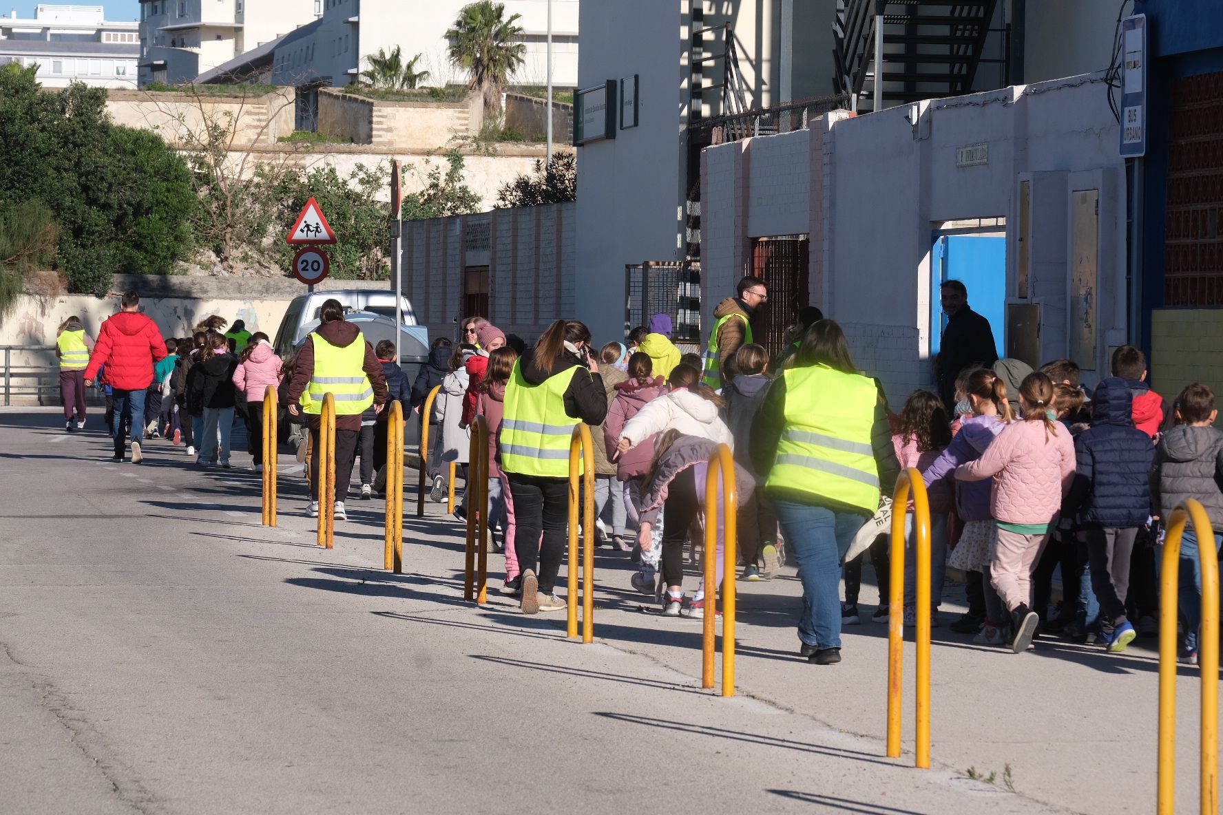 Fotos: los colegios de Cádiz se preparan ante un posible tsunami