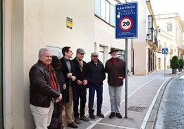 En el barrio de Santiago de Jerez se circula 'a compás'