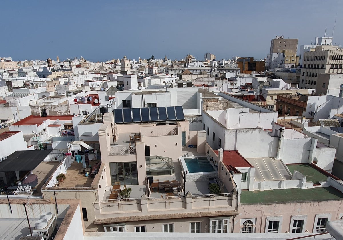 Vistas del casco histórico de Cádiz.