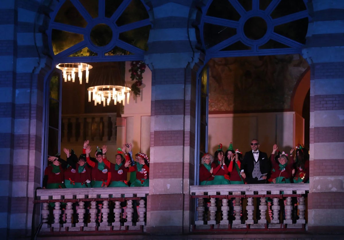 Manolo Morera, en el balcón del Gran Teatro Falla.