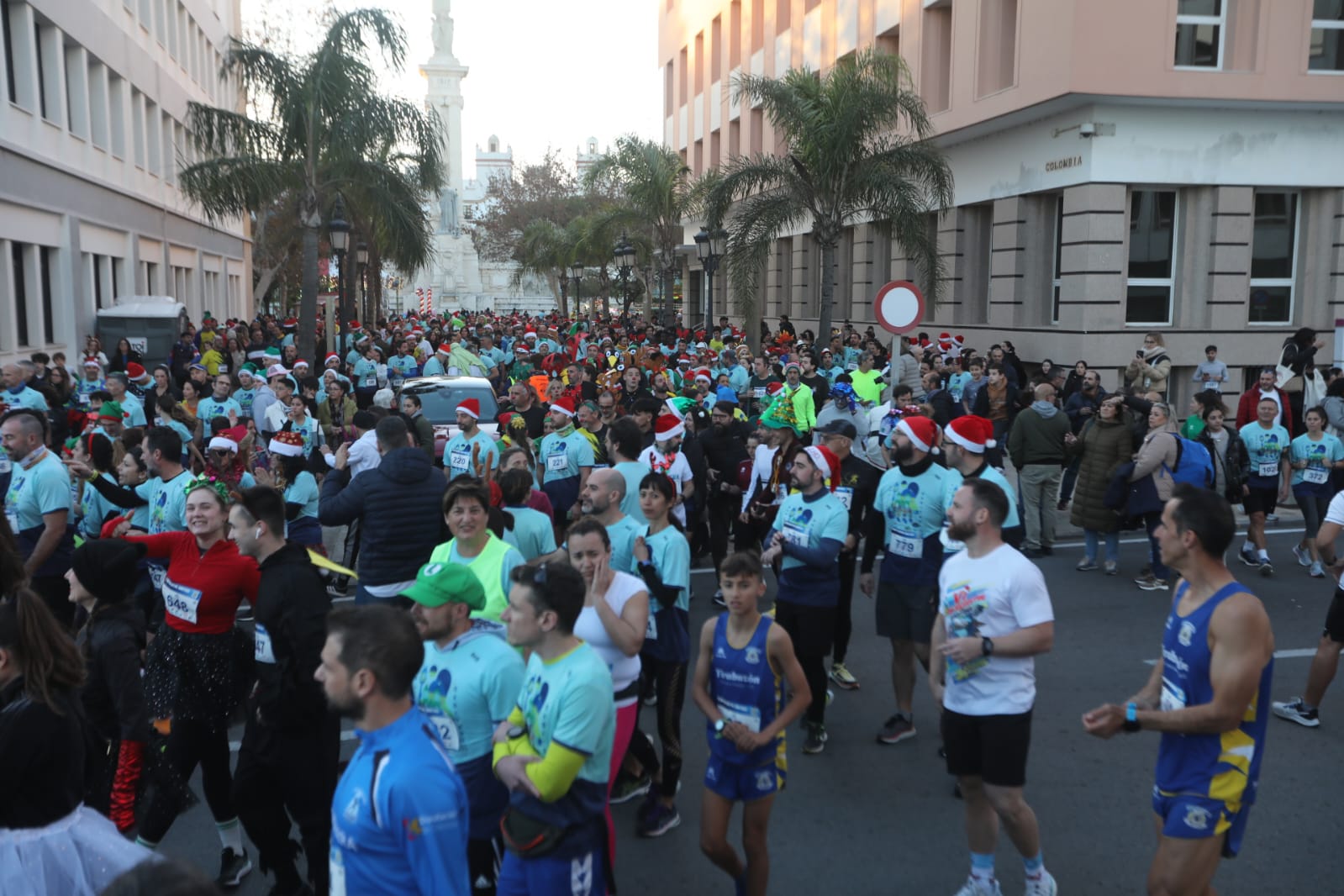 Fotos: Búscate en la VII San Silvestre gaditana 2024