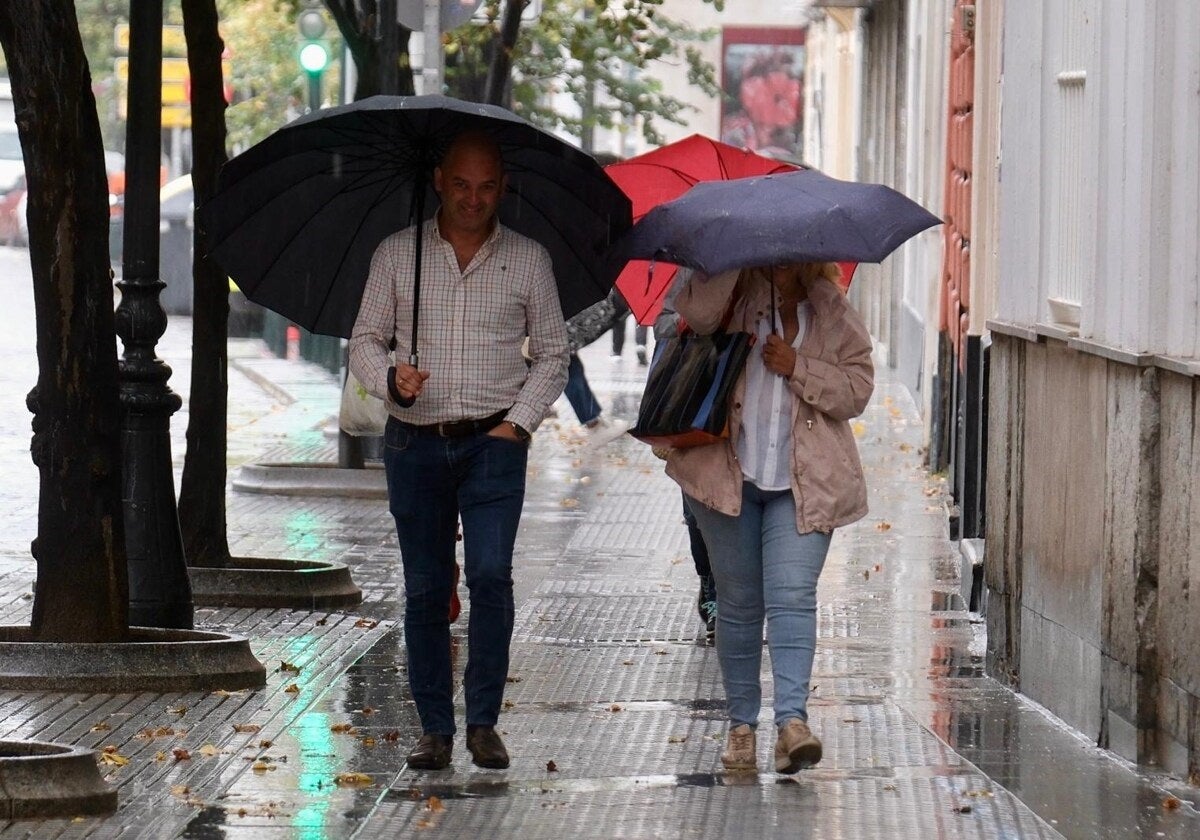 Lluvia en la capital gaditana