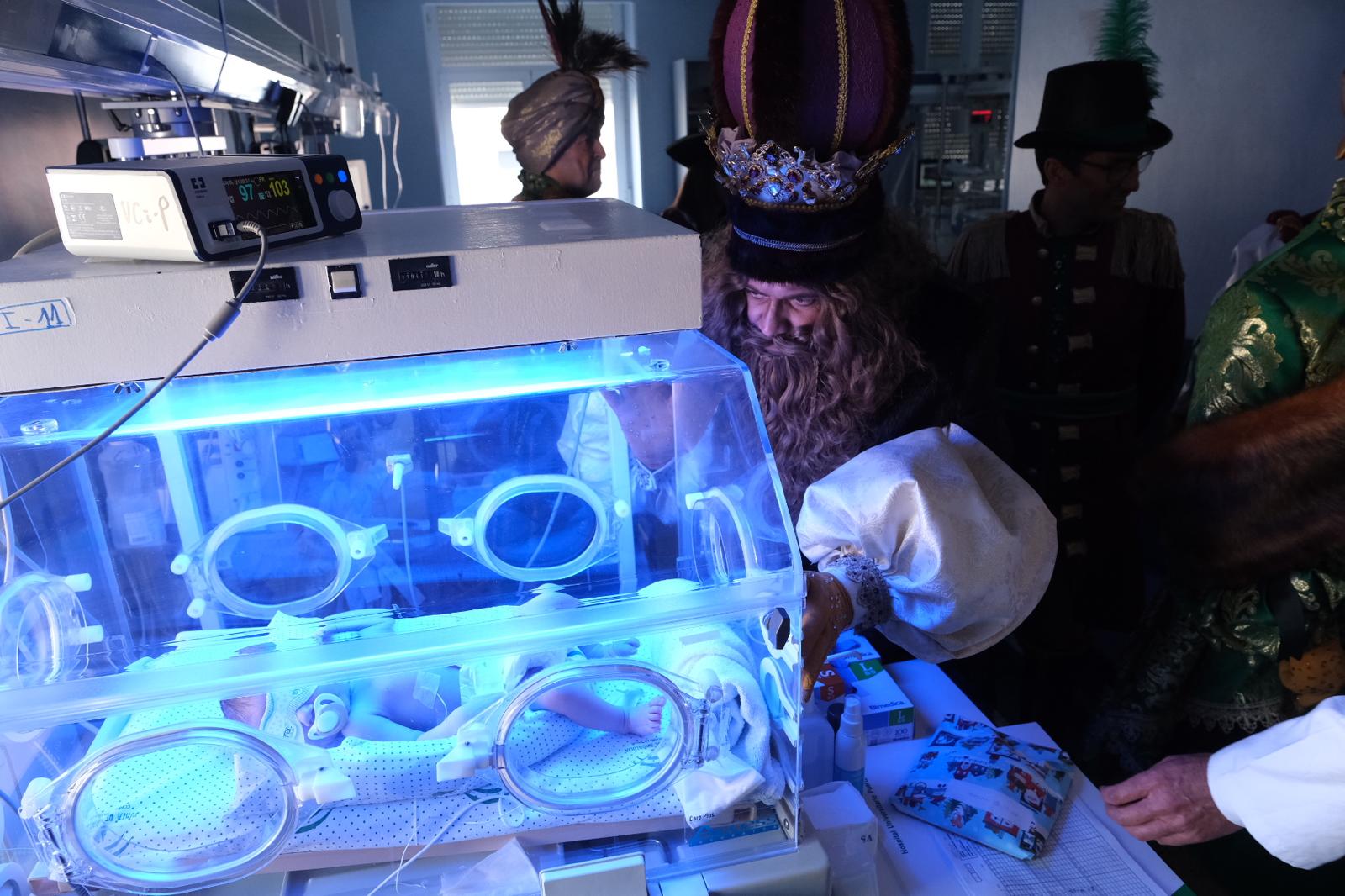 Fotos: Así trabajan los Reyes Magos antes de la Gran Cabalgata de Cádiz